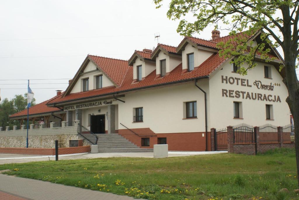 Warzymice Hotel Dworski Galaktyczny Park מראה חיצוני תמונה